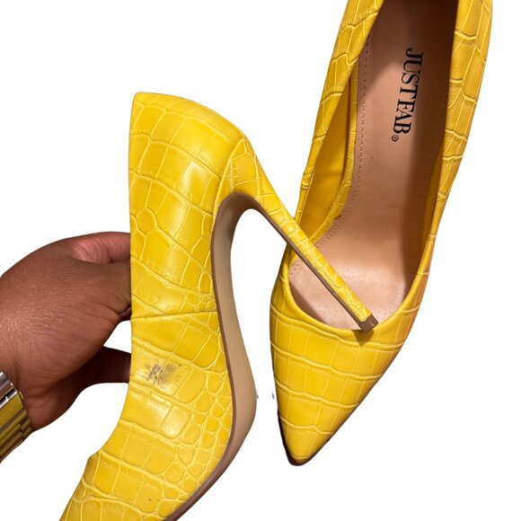 JustFab Yellow Size 8.5 - Picture 3 of 6